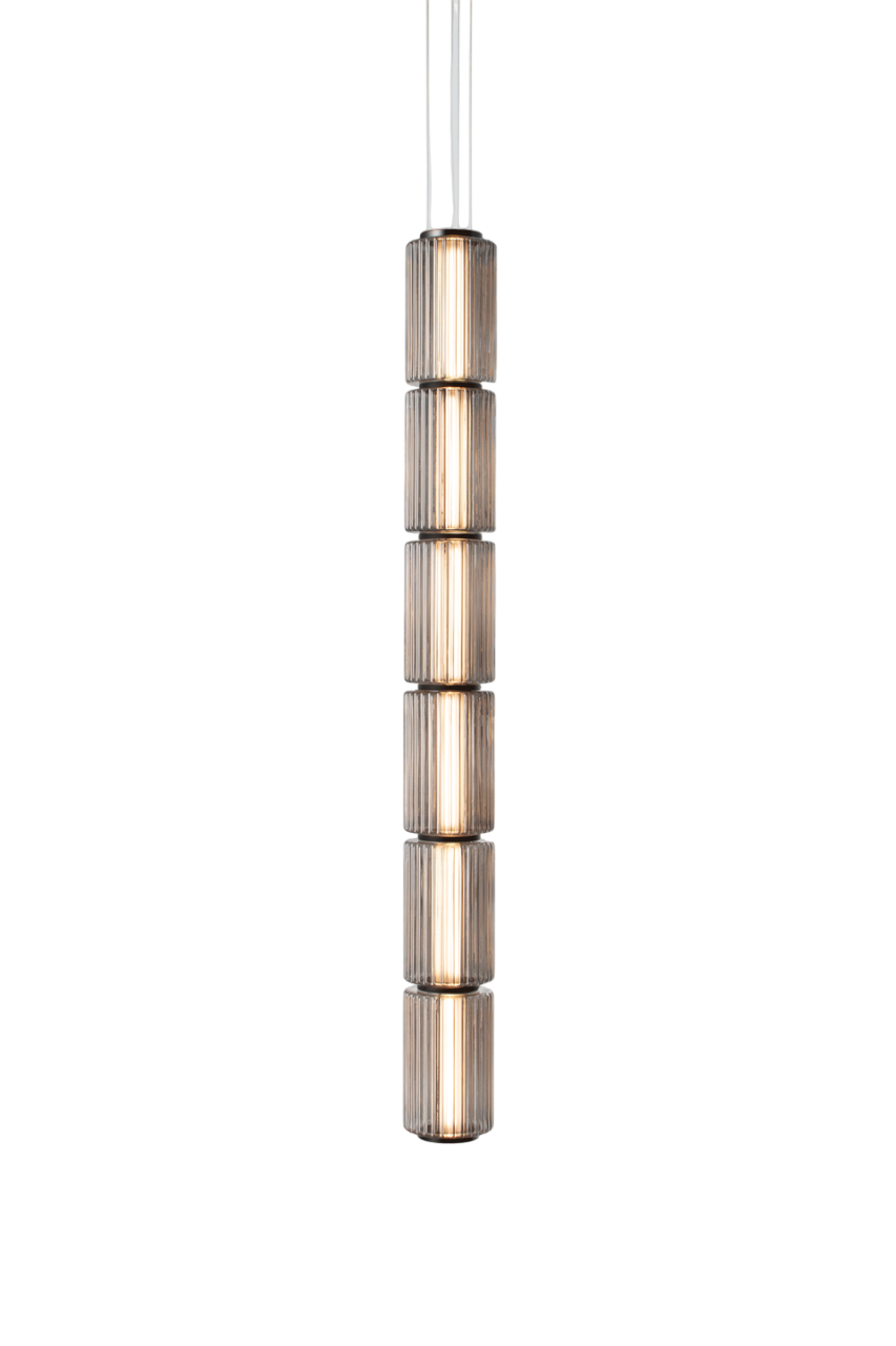 Column 175 Vertical - Carbon