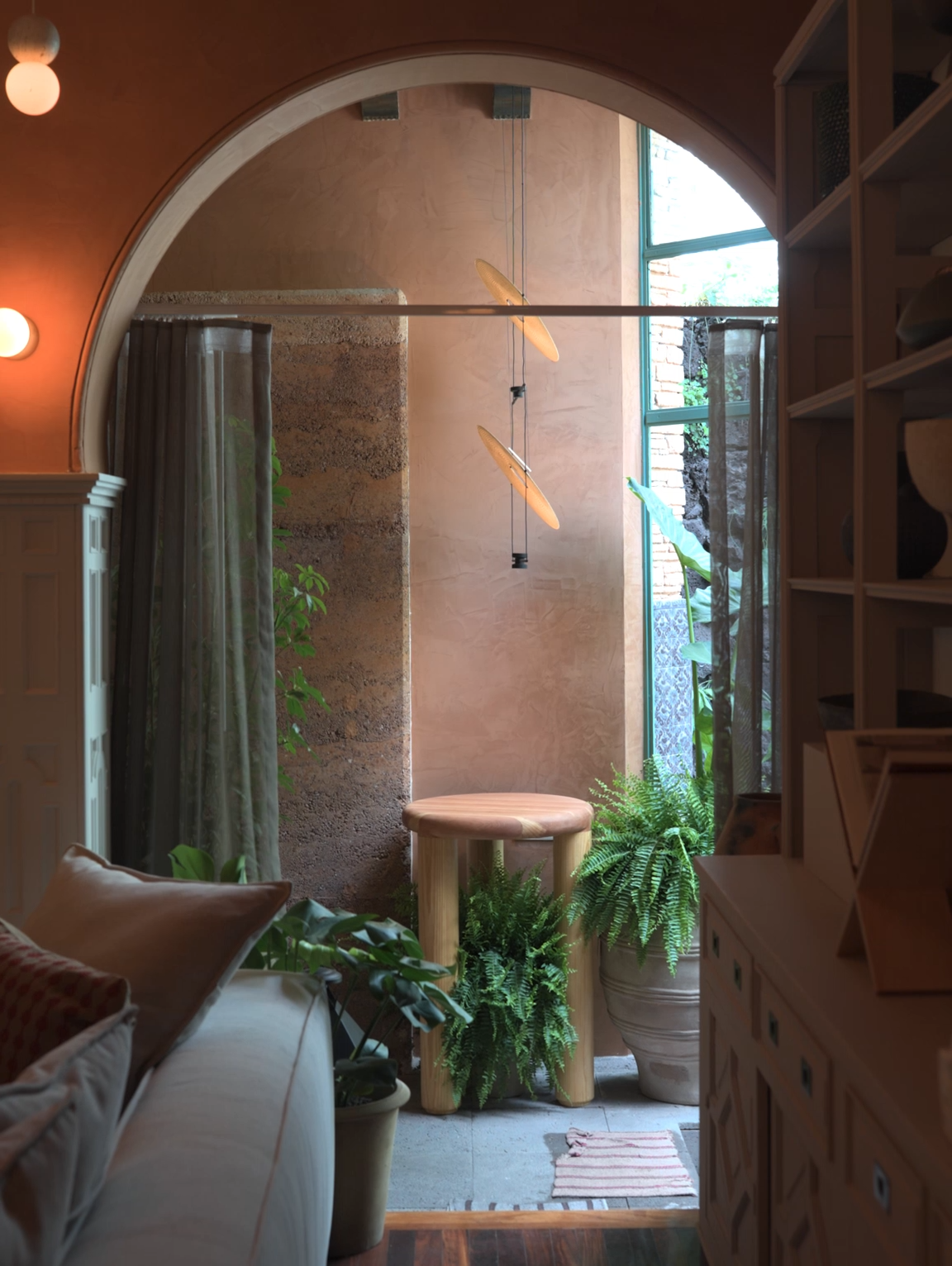 Cilia Pendant 60