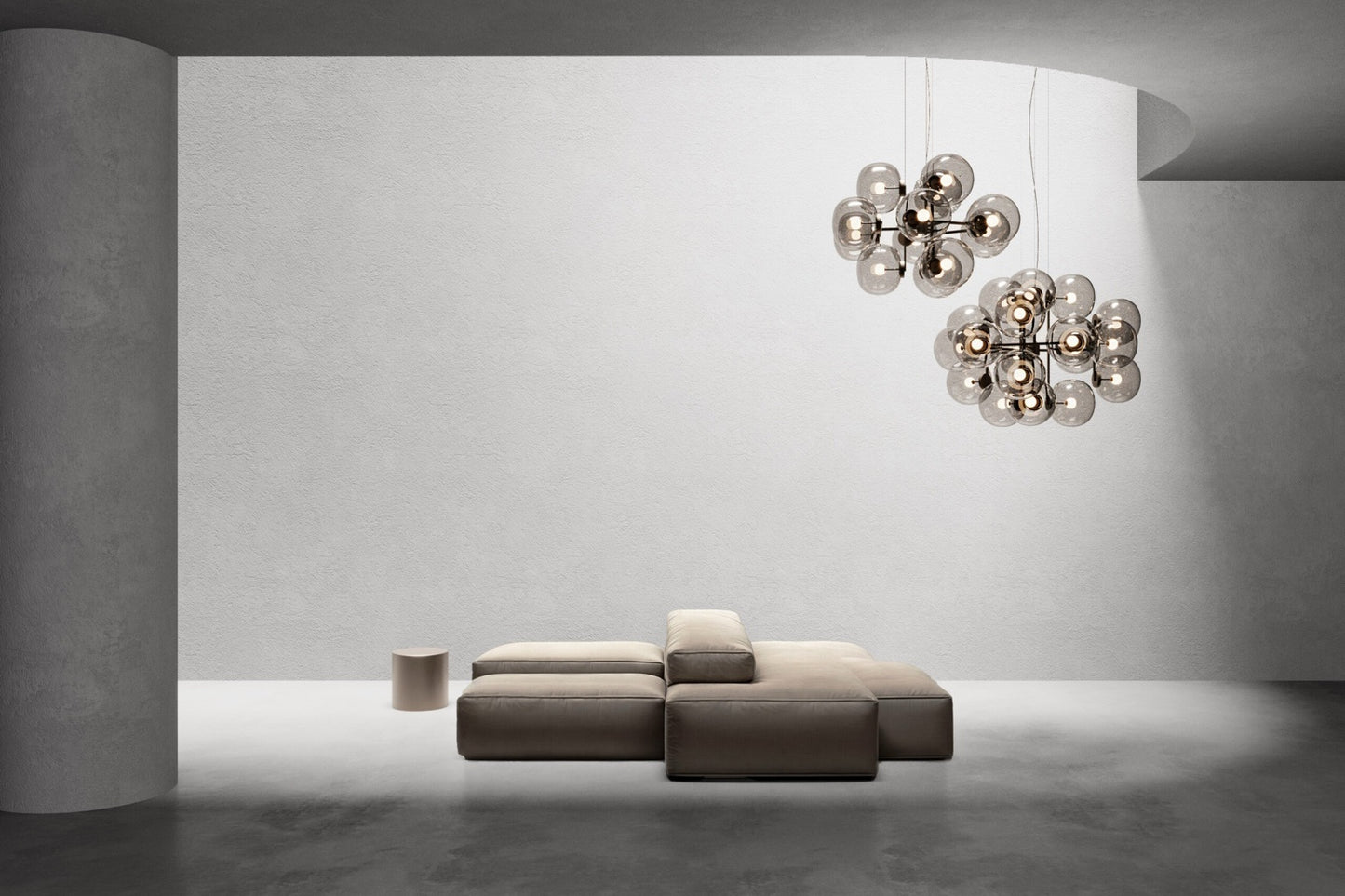 Jasmine Eighteen-light chandelier