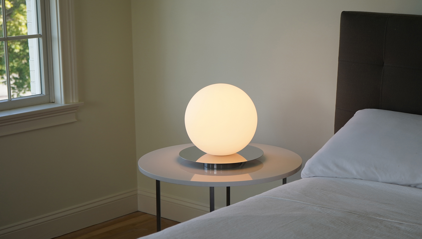 Bola Sphere Table