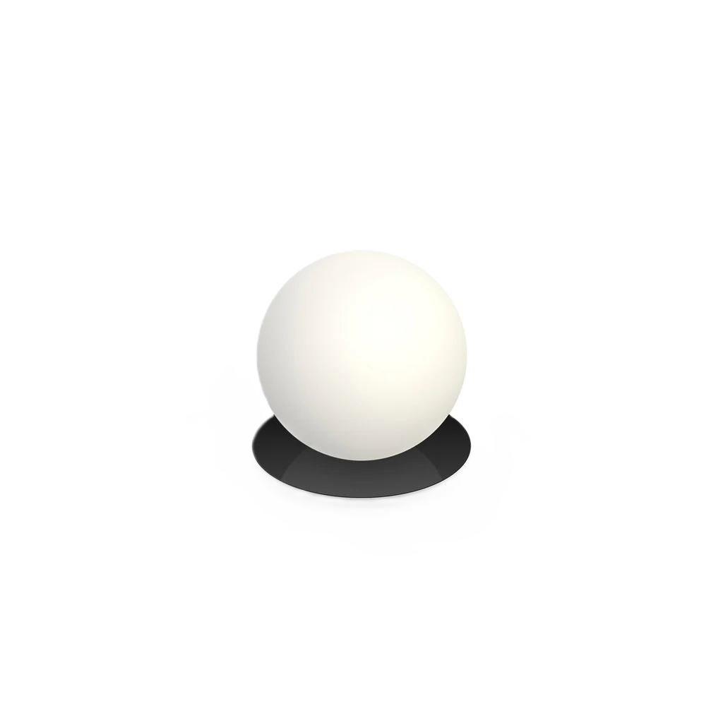 Bola Sphere Table