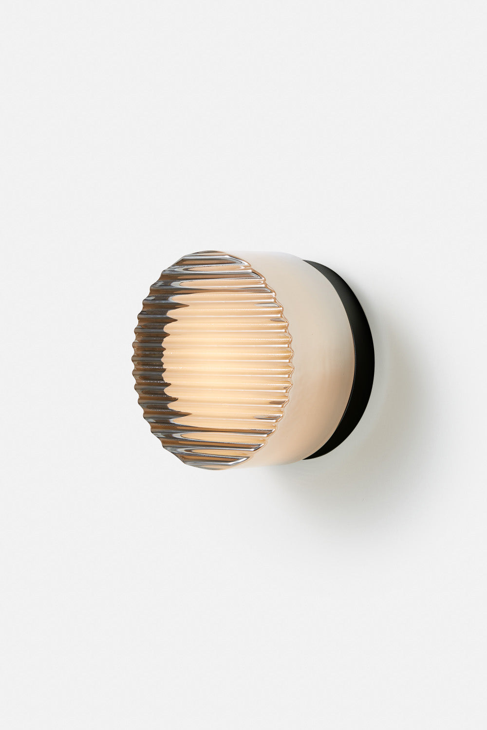 Crisp™ Sconce