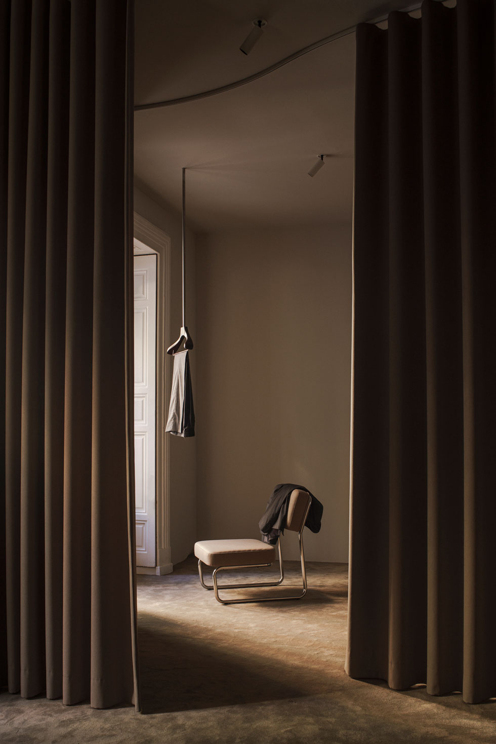 Flip Recessed
