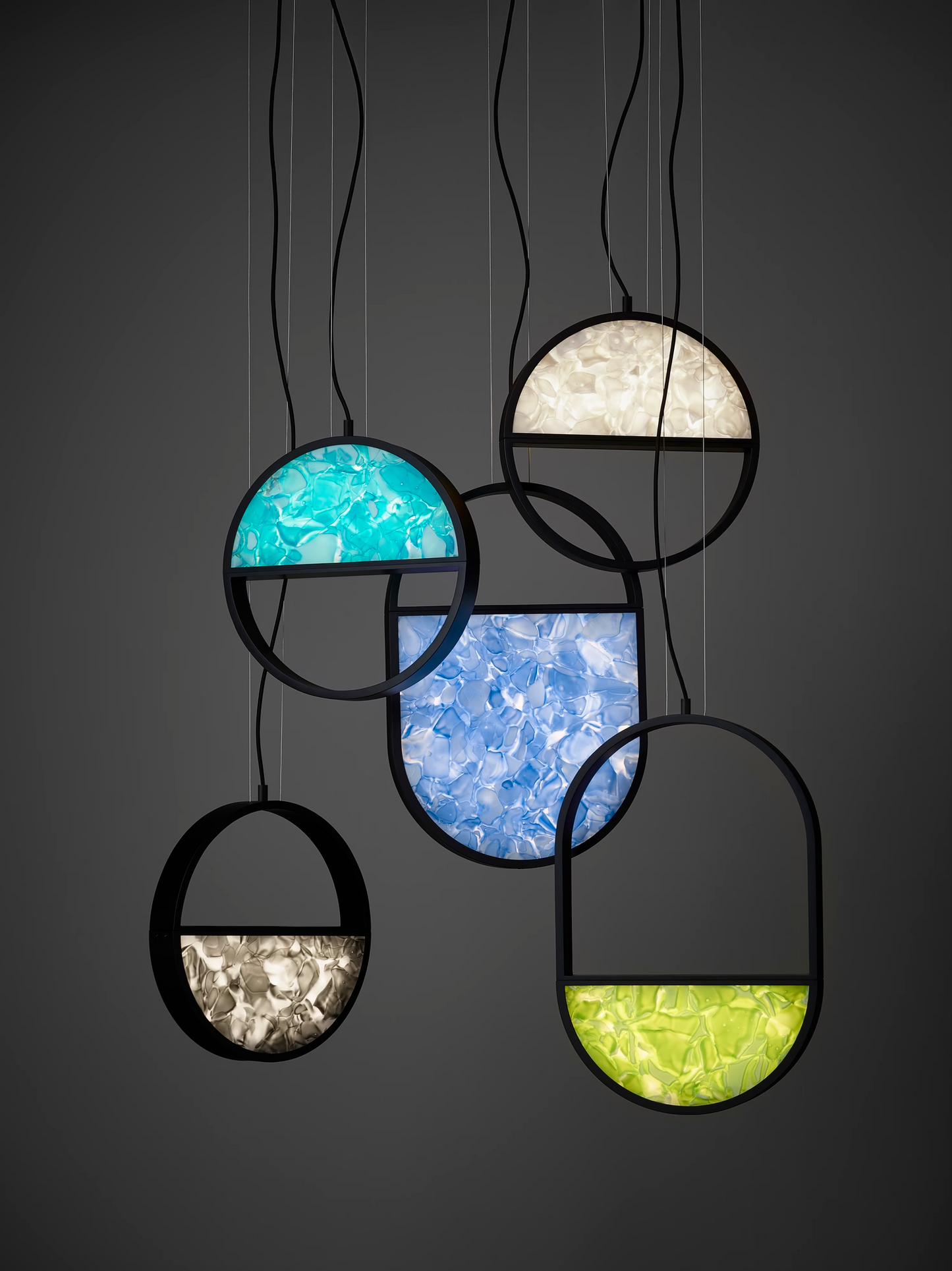 Geometric Pendant  Oval - Full Bottom In Yellow