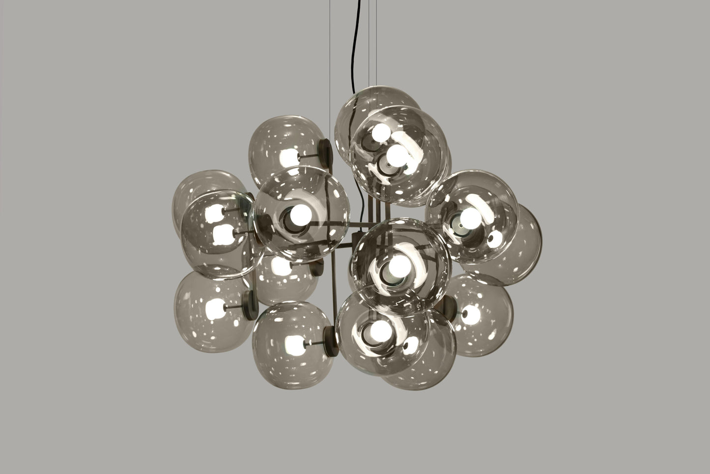 Jasmine Eighteen-light chandelier