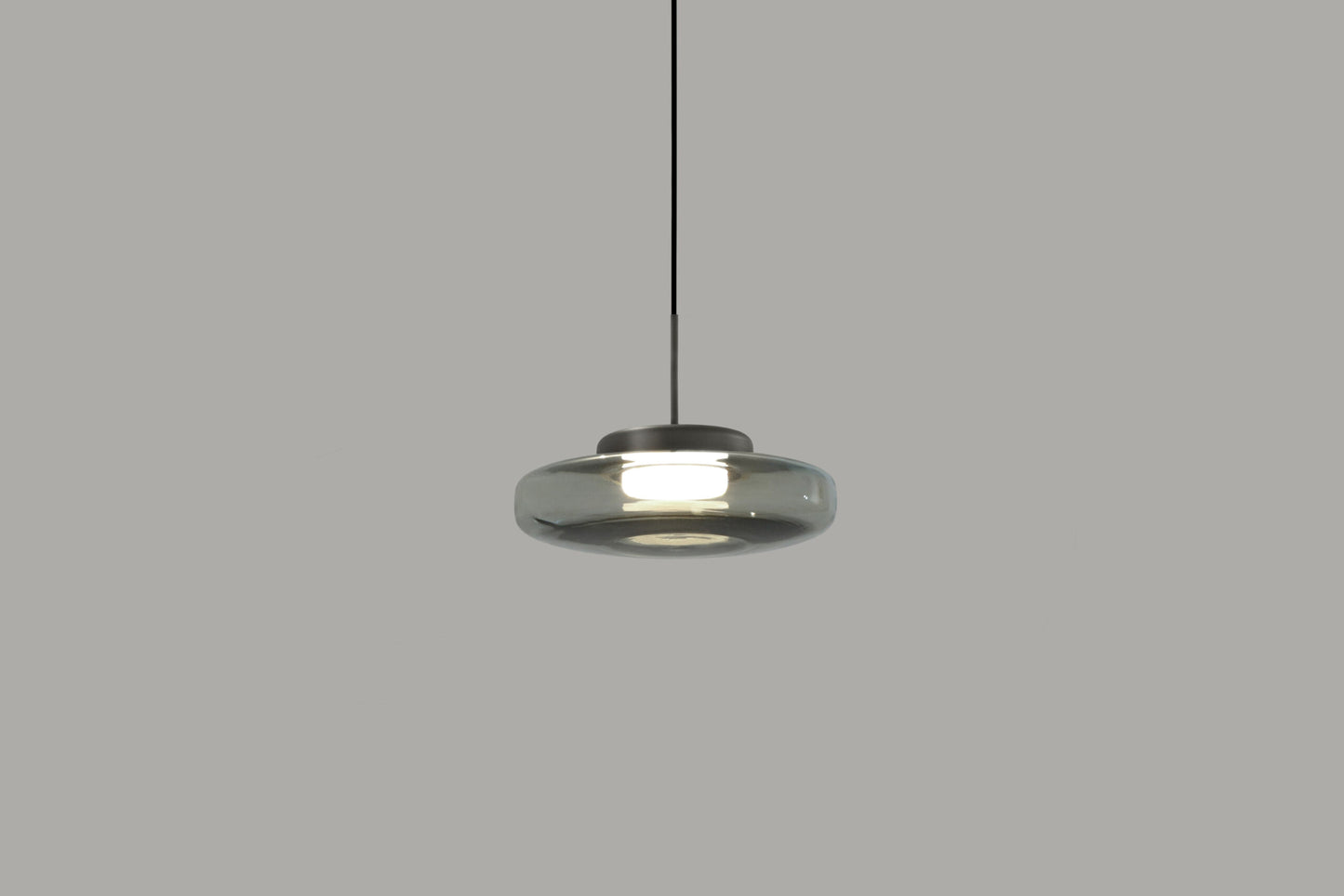 Lounge Single Pendant