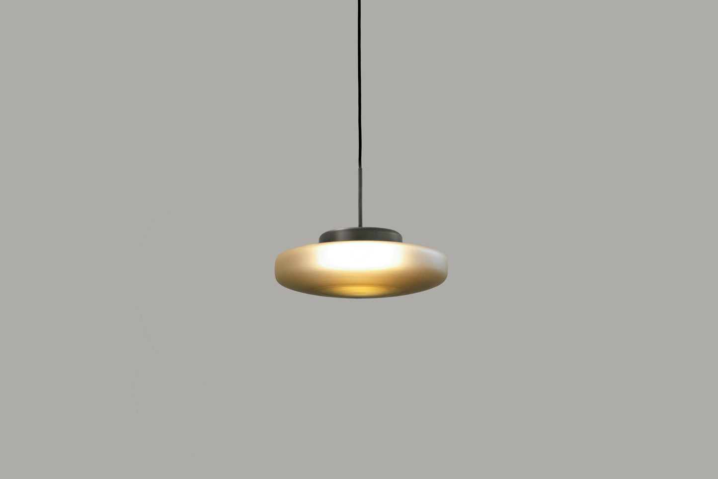 Lounge Single Pendant