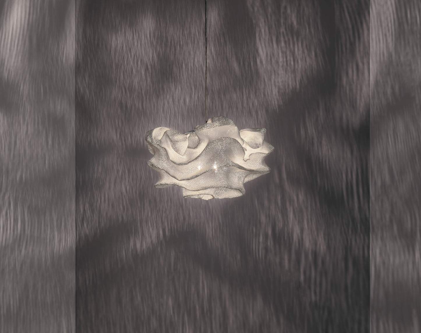 Nevo Pendant Small