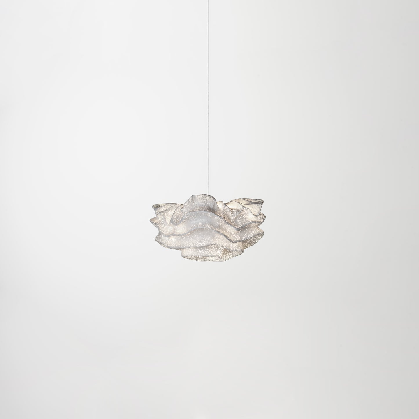 Nevo Pendant Small
