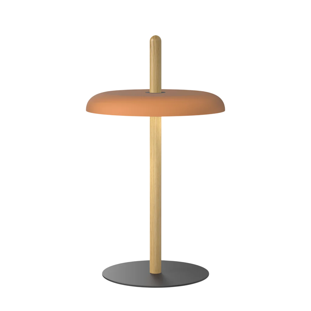 Nivél Table