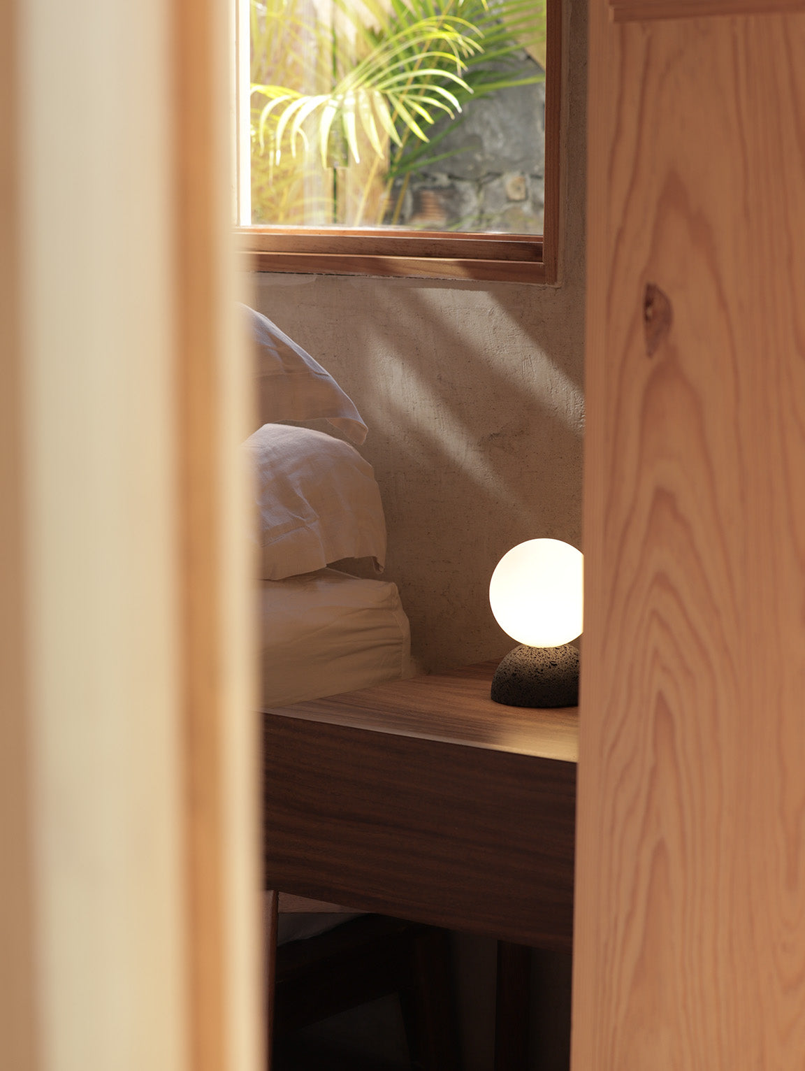 Origo Table