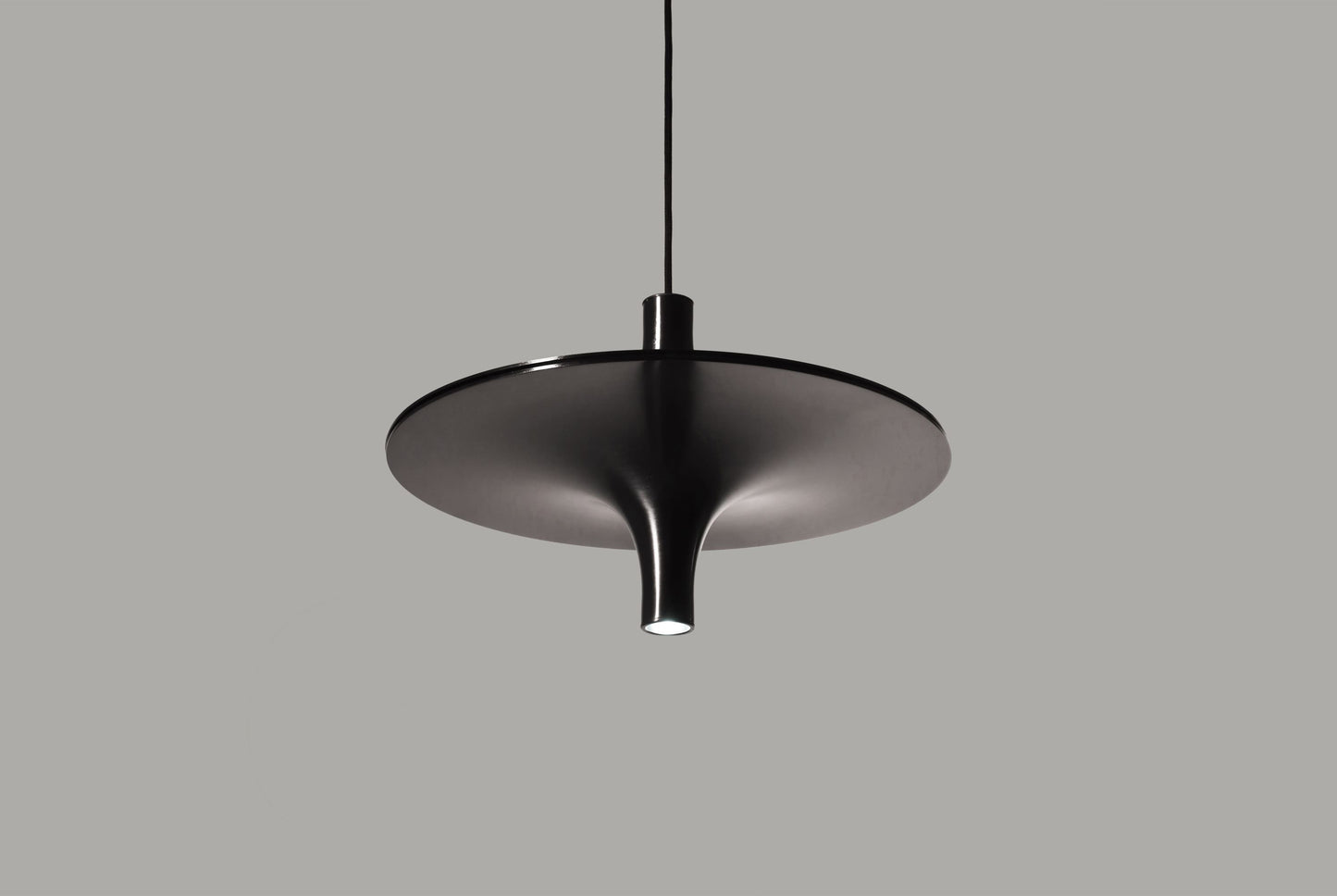 Slim pendant