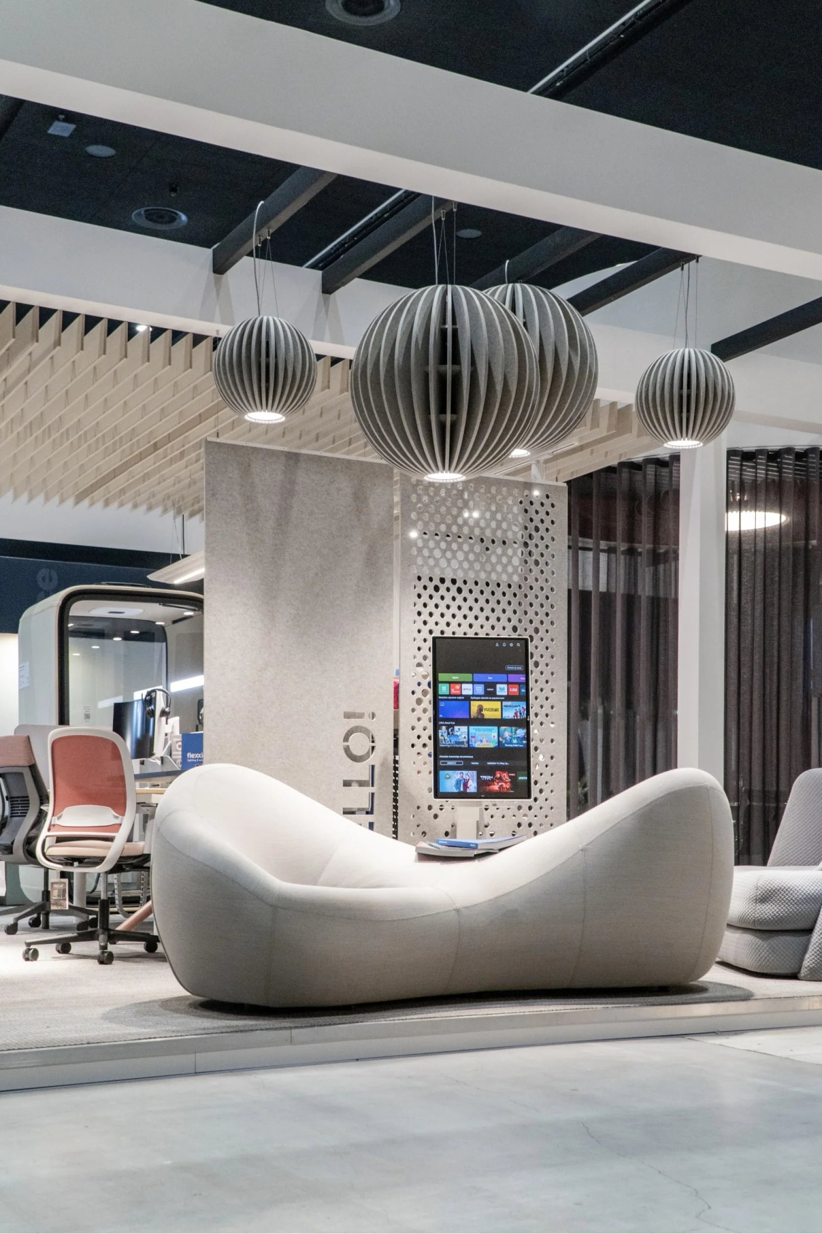 Flexxica Globe acoustic lamps in a workspace