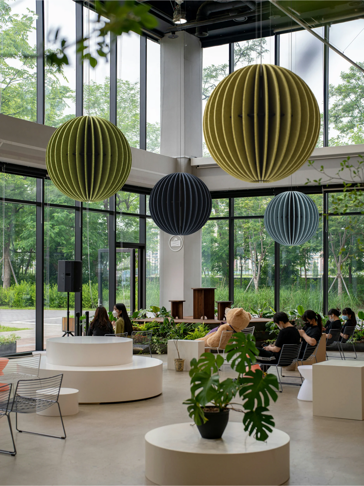 Flexxica Globe XXL acoustic pendant light