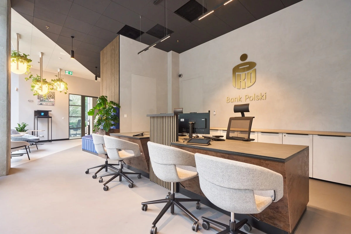 Flexxica Jungle pendant lights bringing plants into an office interior